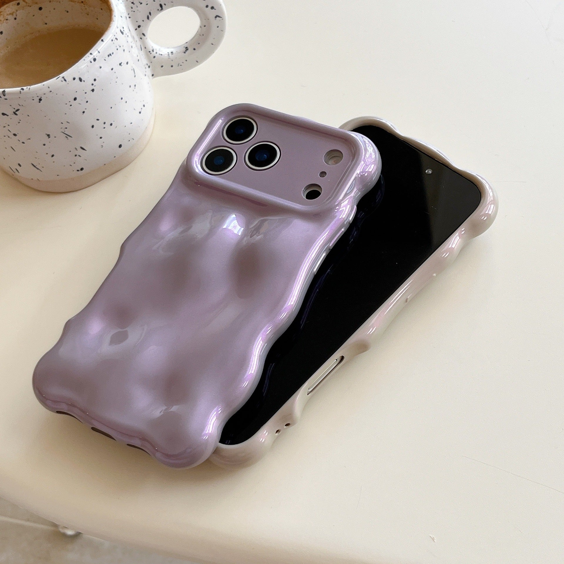 Bubble Wave iPhone 16 Pro Max Case